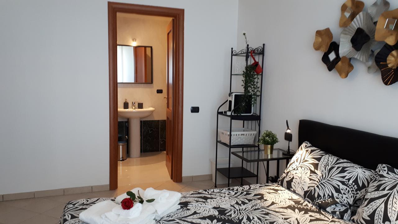 Leonardo Rome Holidays Fiumicino Extérieur photo
