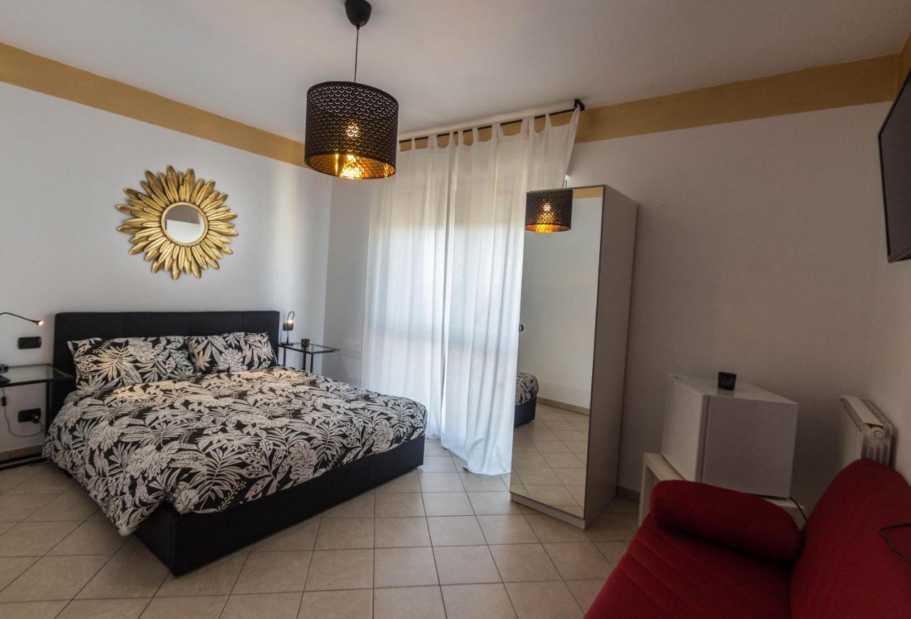 Leonardo Rome Holidays Fiumicino Extérieur photo